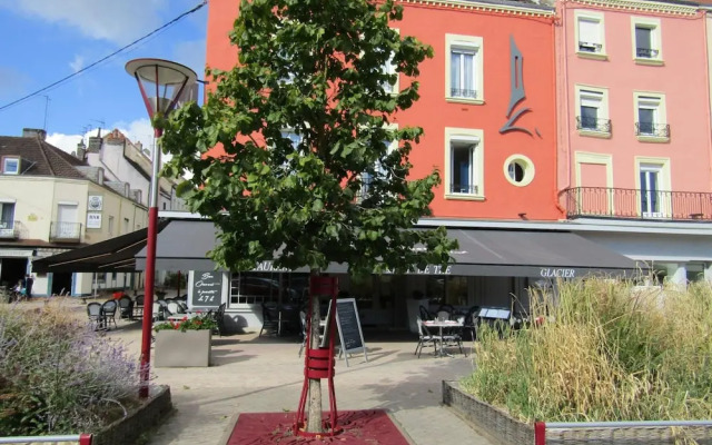 Hôtel Restaurant Le Bourgogne
