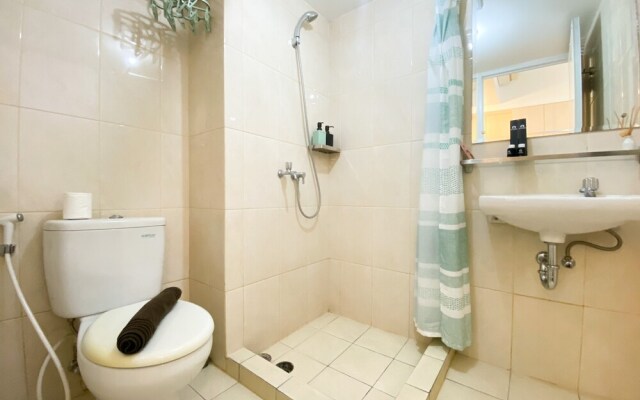 Pleasant And Tidy Studio Apartment Springlake Summarecon Bekasi