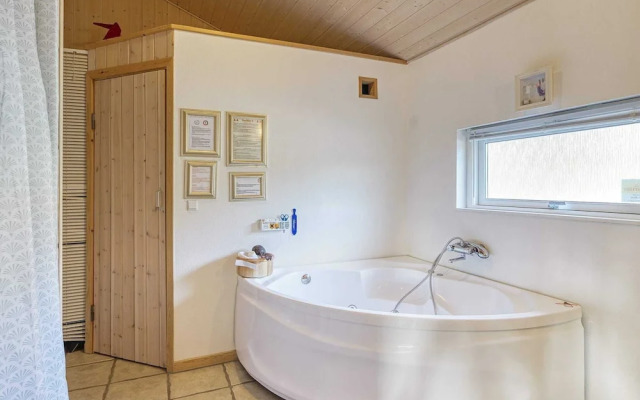 8 Person Holiday Home in Rodby-by Traum