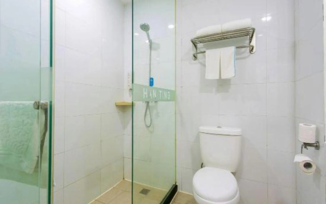 Yiju Hotel (Xi'an Aerospace City Subway Station Branch)