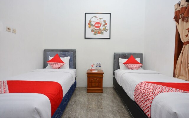 Elga Sastro Inn By OYO Rooms