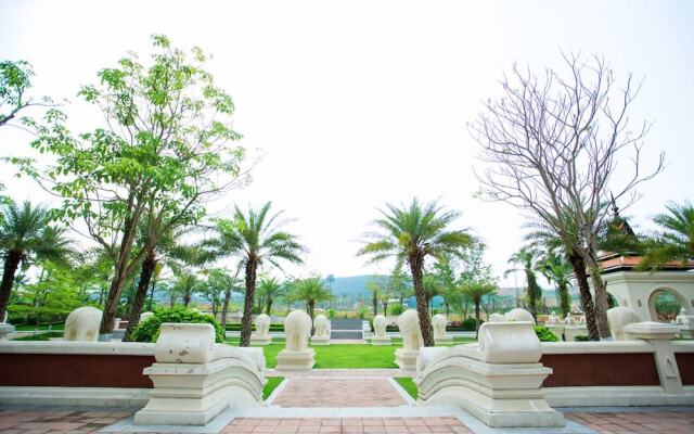 Xishuangbanna Yajule City Golf Hotel