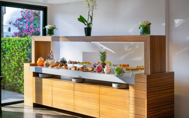 Azia Resort and Spa