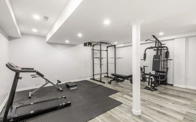 GLOBALSTAY. Luxury 3BR Townhomes with HOT TUB, Gym, BBQ