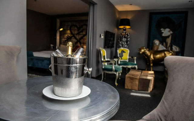 The Exhibitionist Hotel