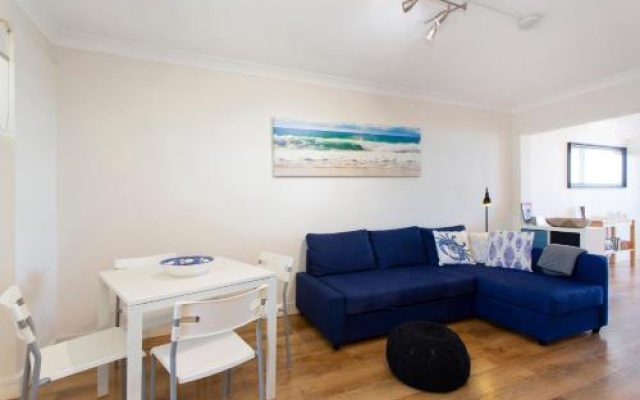 Studio 204 with harbour, ocean and sunset views from the balcony – Guest Rooms – Perth
