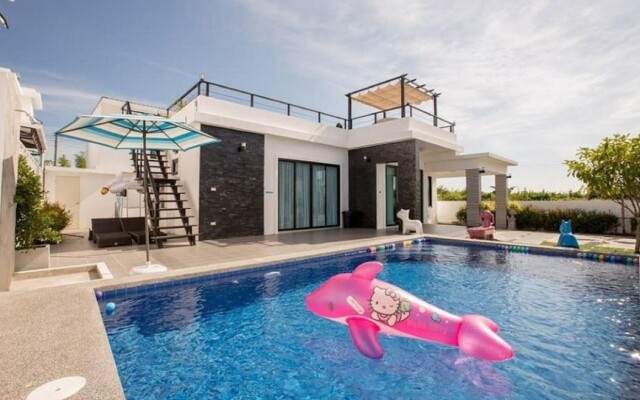 @CHAIN Pool Villa