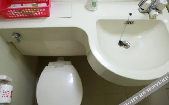 Linjia Hostel