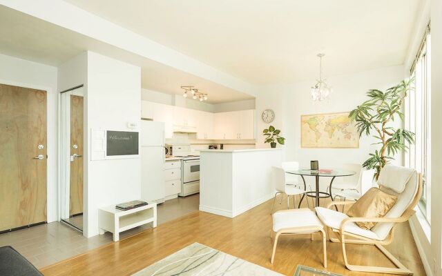 Central 1BR in Downtown Vancouver by Sonder