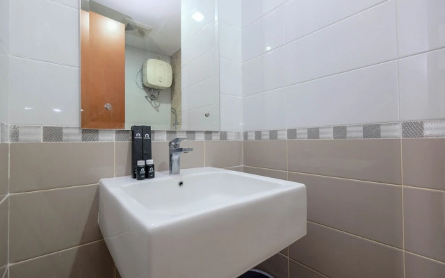 Spacious And Nice 2Br Apartment At Royal Olive Residence