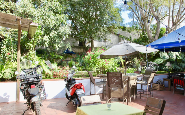 Hostal Antigueño - Hostel