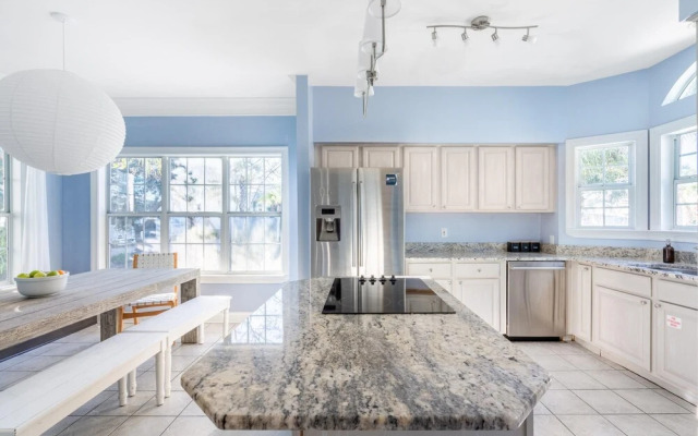 Ocean View - Blue Jay