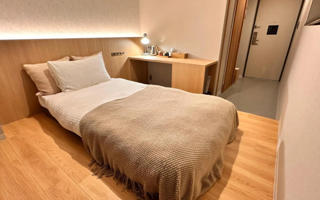 R Hotel Namba – Guest Rooms – Osaka