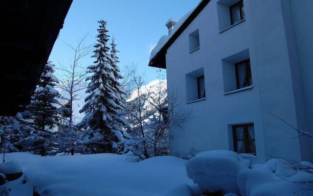 Hotel bei max