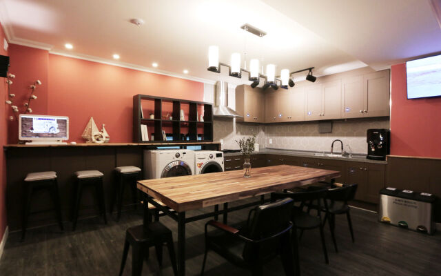 Blueboat Hostel Jeonju