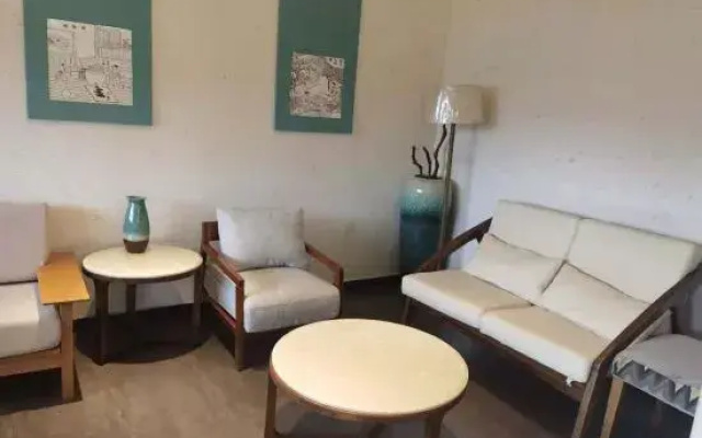 Qingshe Boutique Hostel Mianxian Zhuge Ancient Town