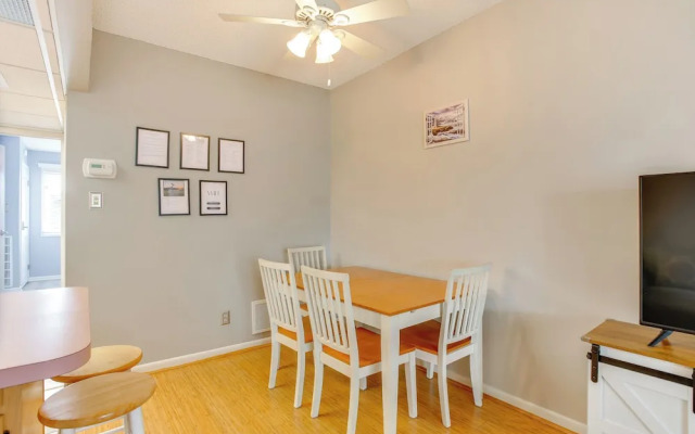 Quaint Wildwood Condo ~ Walk to Beach!