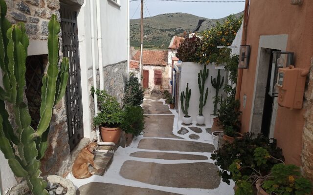 Nektarios Village House Near to Spinaloga