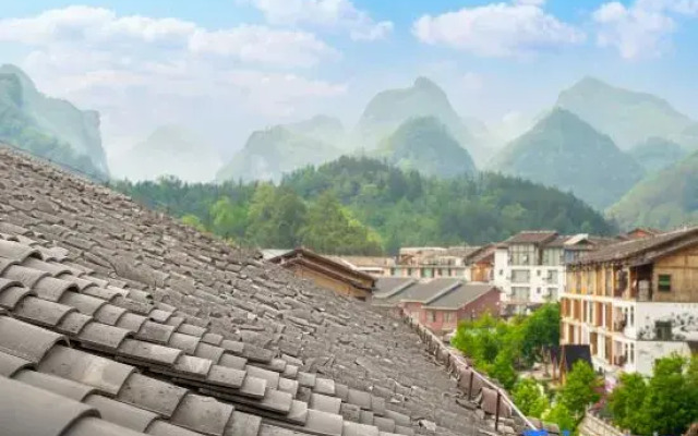 Dusk Wild Mountain Rivers Hostel