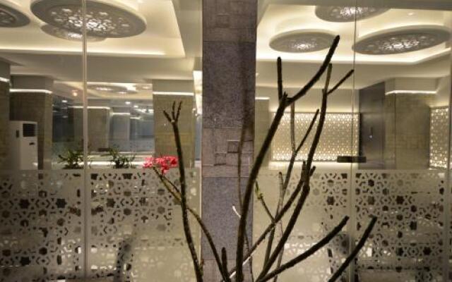 Hotel Naman