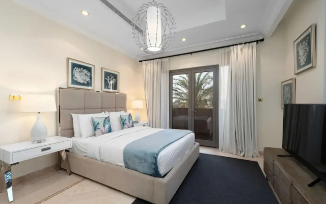 Exclusive Villa w Private Pool Garden Beach
