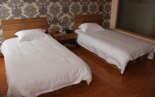 Qingdao Haoke 100 Business Hotel