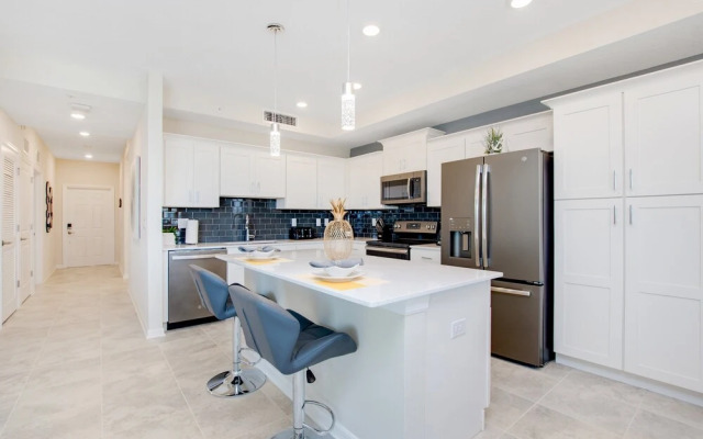 Paradox Condo Story Lake