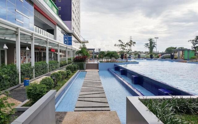 Comfy Studio Apartment @ Green Pramuka City