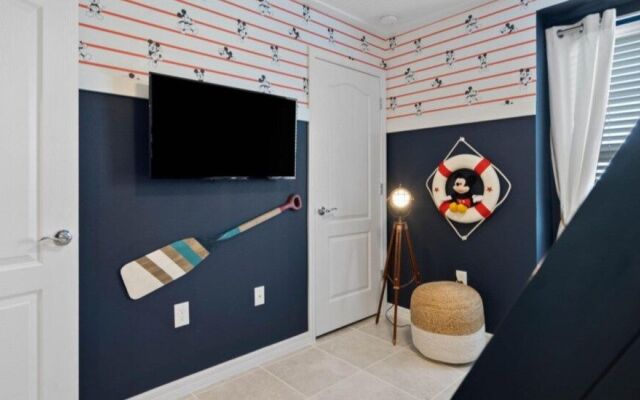 Townhome at Solterra NH 18005