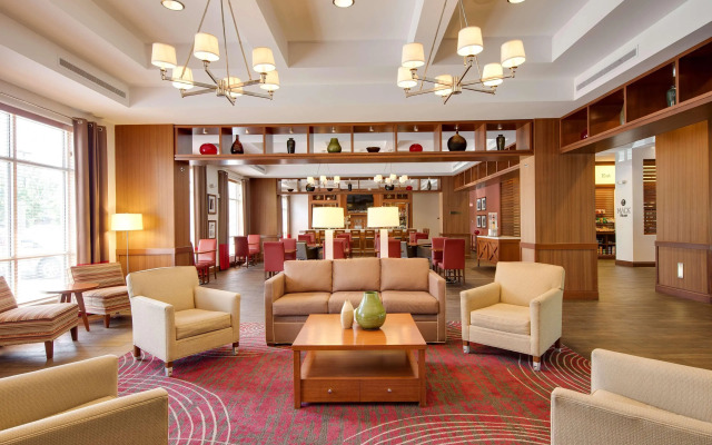 DoubleTree by Hilton Raleigh - Cary