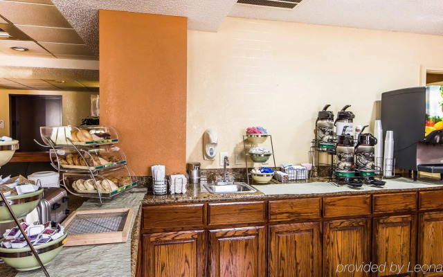 Comfort Inn & Suites