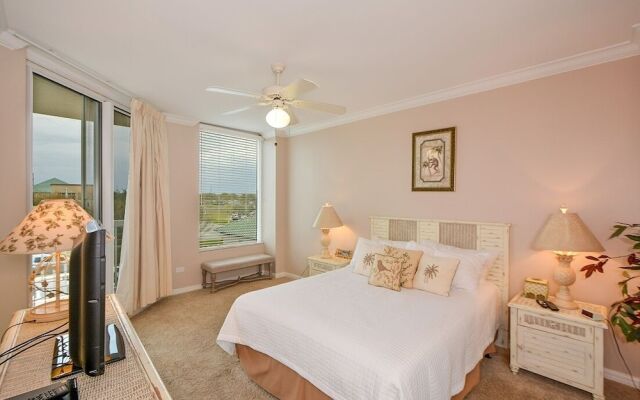 The Crown 3 Bedrooms 3 Bathrooms Condo