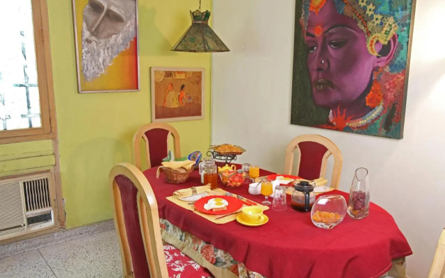 Nina Kochhars Homestay