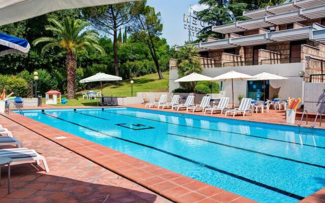 Garden Hotel