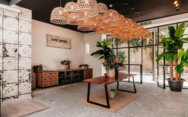 Astuto Boutique Jerez - Adults Only