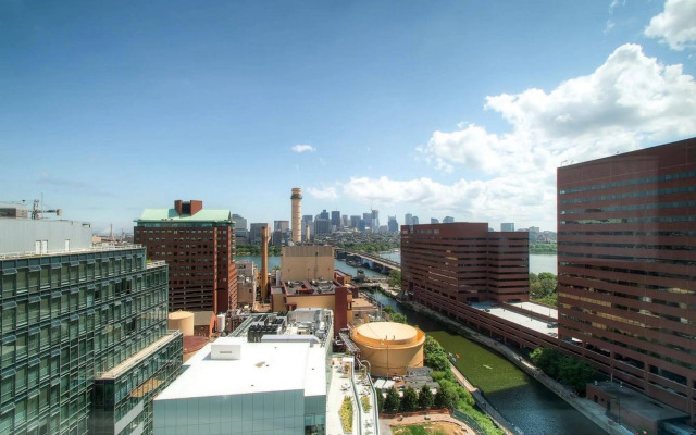 Global Luxury Suites at Kendall East