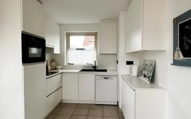 Appealing Bungalow With Garden