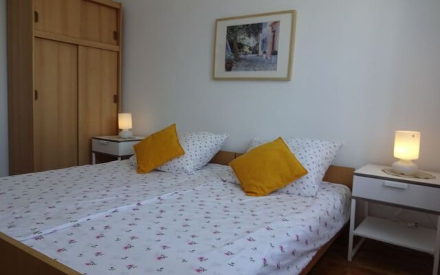 Apartment 802