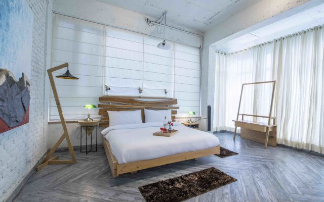 Seclude Ramgarh, Cliff's Edge