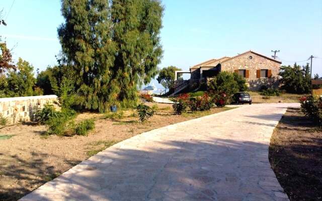 Michaela Beach Houses