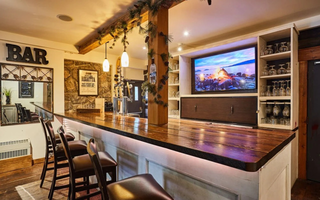 3 Pines Lodge Muskoka