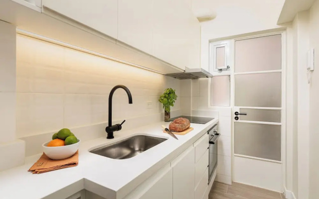 Hestia at Azcuenaga 1300