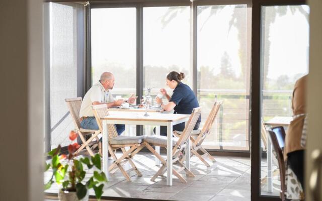 Four Palms Accommodation