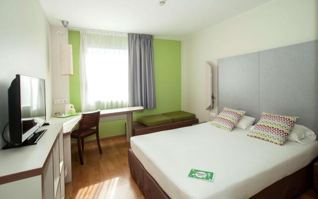 Travelodge BCN Cornella Fira