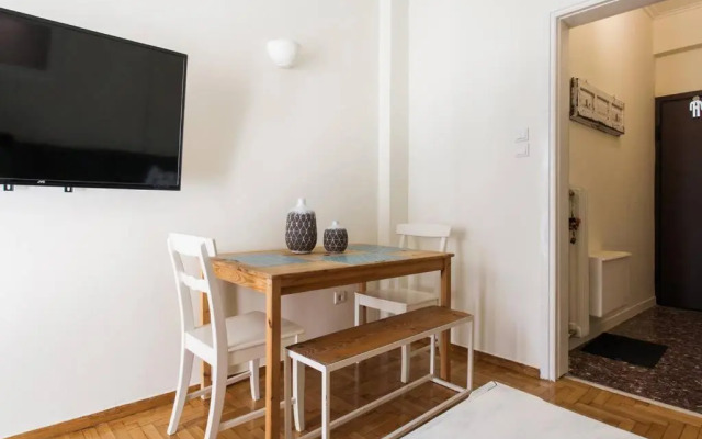 Home sweet home @ Central Athens 52 sq.m.