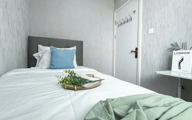 Nice and Comfortable 2BR Apartment at Daan Mogot City
