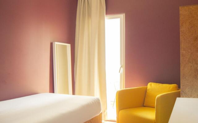 Avenue Rooms & Suites - Hostel