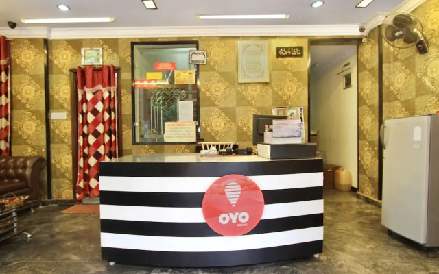 OYO 7728 Hotel Nayaab Comforts