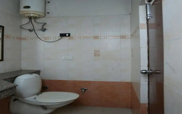 Revking at Hotel Batra