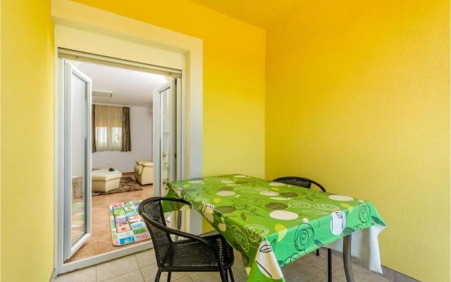 Six-Bedroom Holiday home in Perci